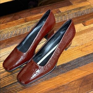 AEROSOLES Glossy Patent Burgundy Ox Blood Block Heel Pumps